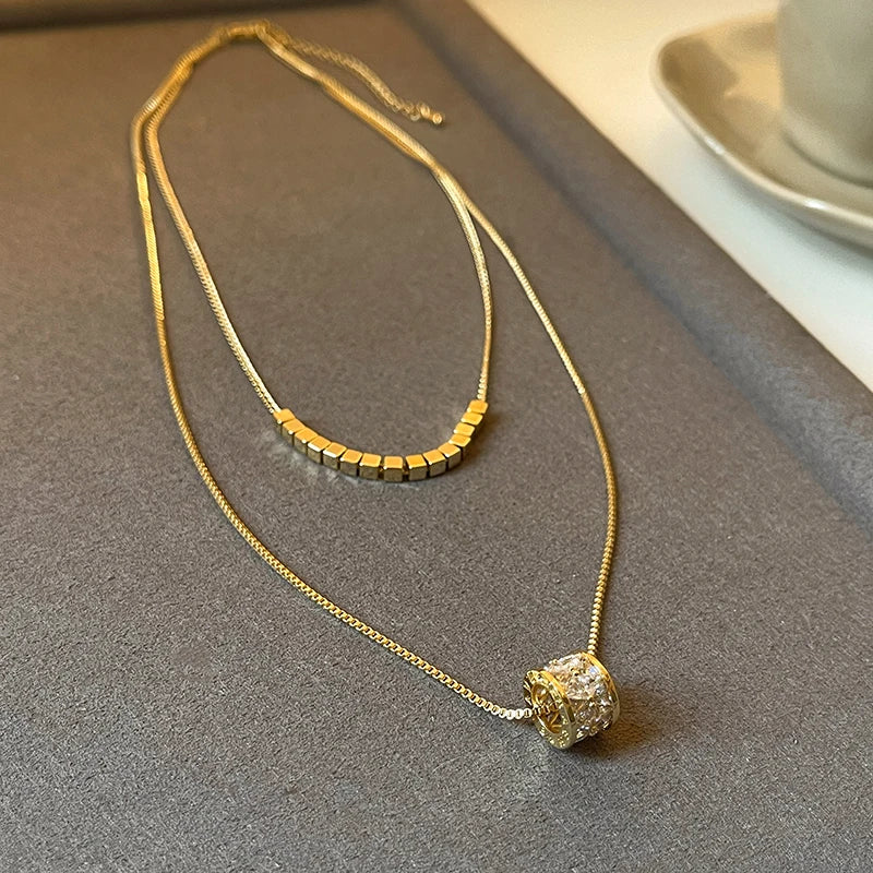 The London Look Necklace - Pendant Necklace for Ladies The London Look Necklace - Pendant Necklace for Ladies